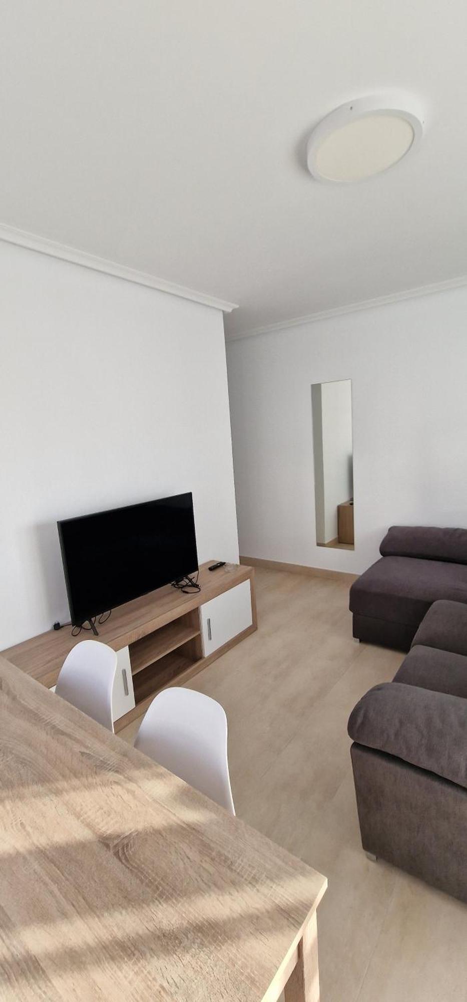 Gran Socaire De Appartement Noja